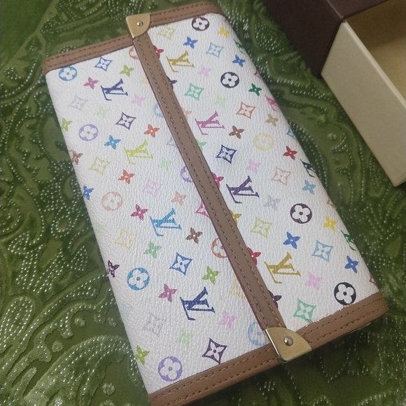 Louis Vuitton Multicolor International Wallet - Picture 3 of 16